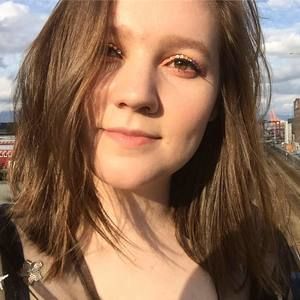 Meet your Posher, Lily